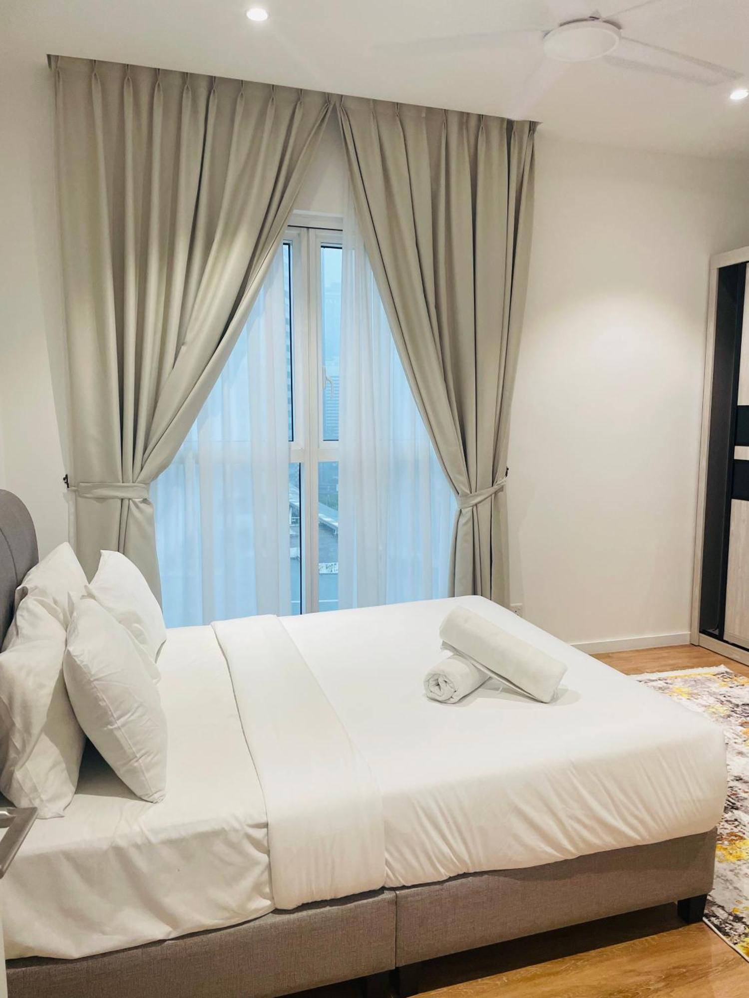 Quill Klcc By Glamourhome *